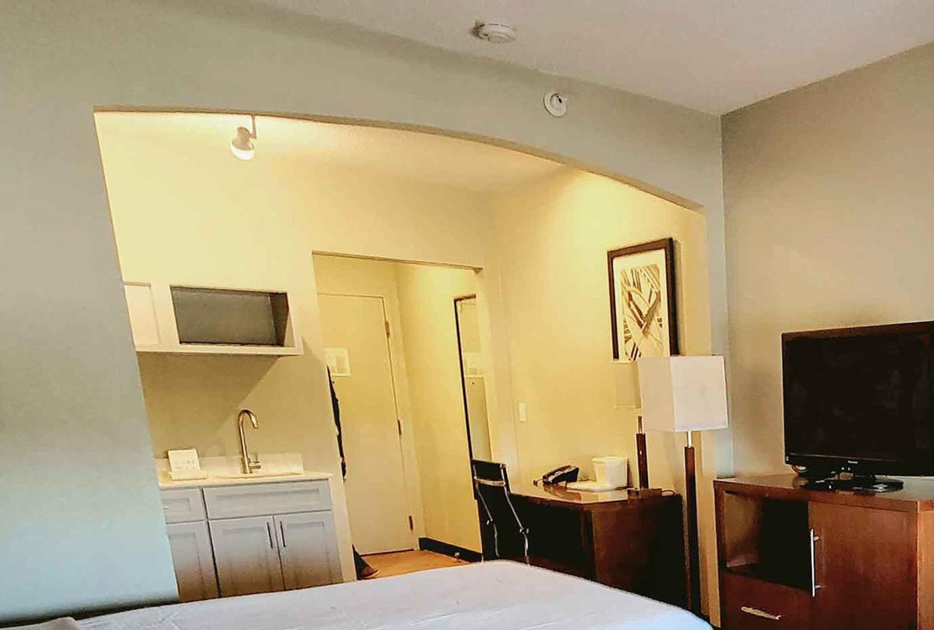 Extended Stay America Suites - Buffalo - Airport photo 34