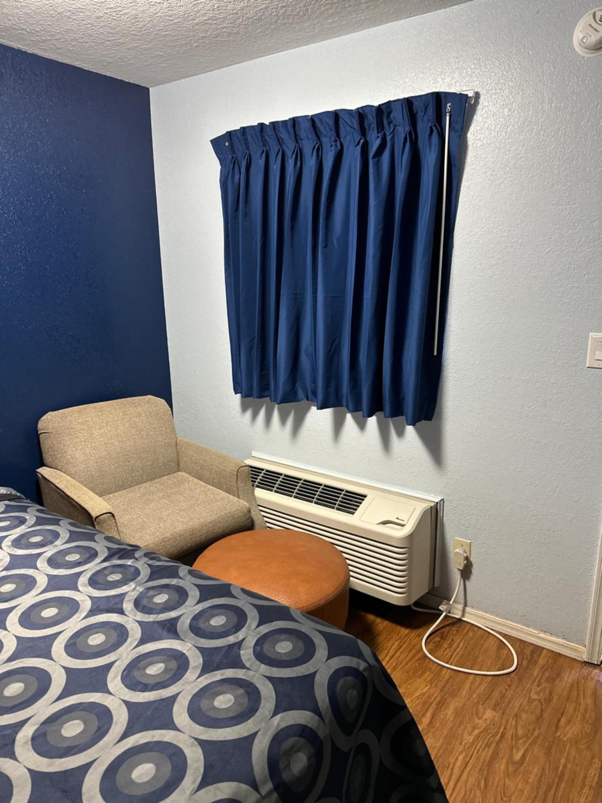 Tanglewood Motel photo 8