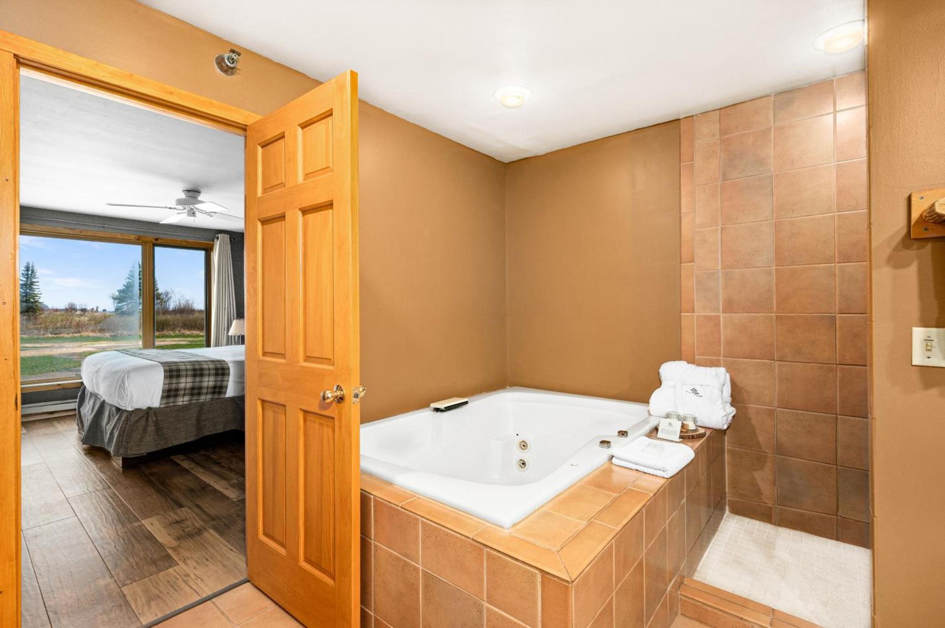 Superior Shores Resort photo 33
