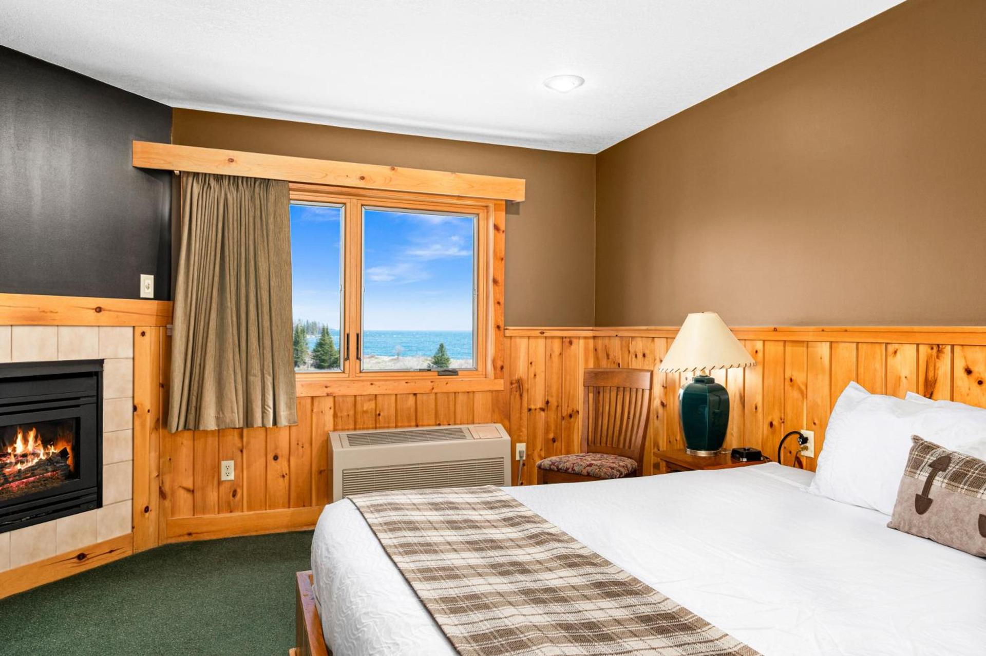 Superior Shores Resort photo 38