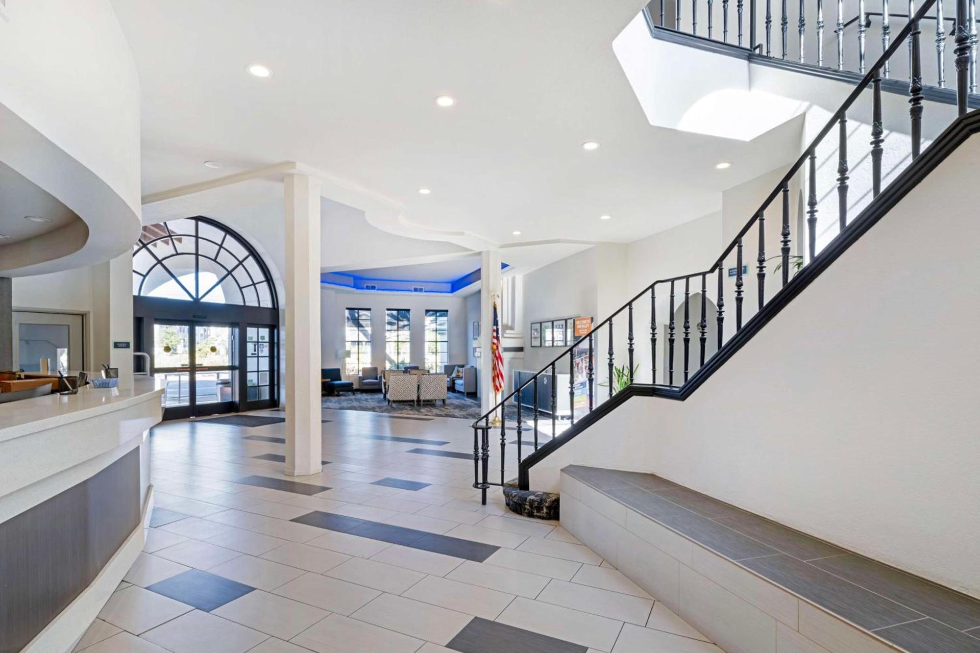 Best Western Posada Royale Hotel & Suites photo 2