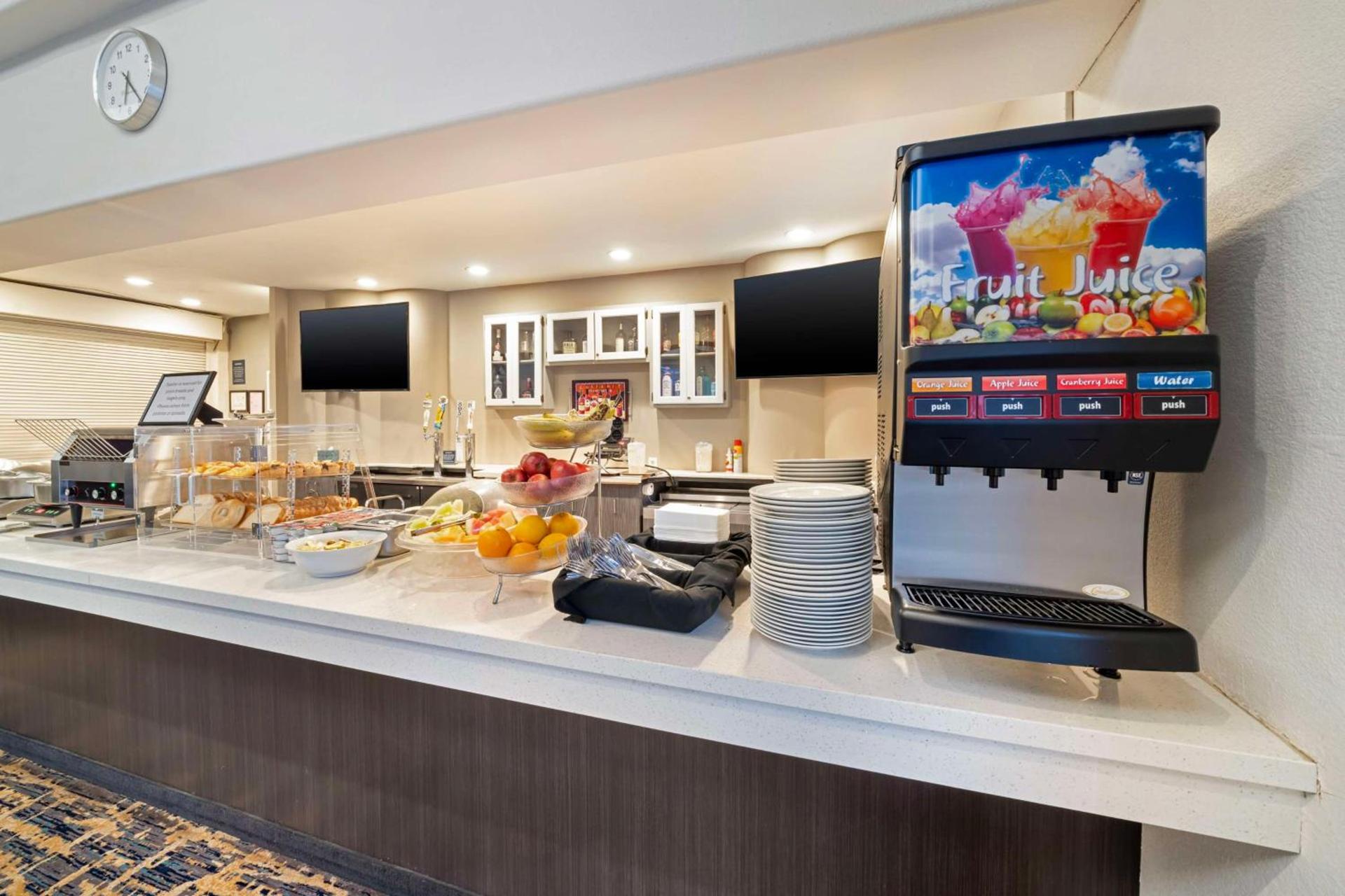 Best Western Posada Royale Hotel & Suites photo 16