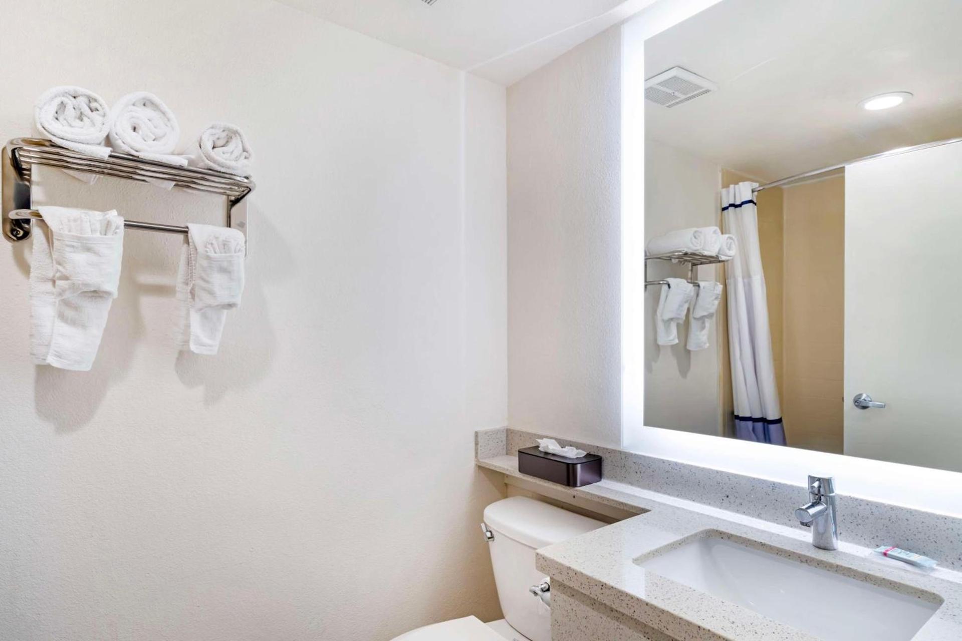 Best Western Posada Royale Hotel & Suites photo 19