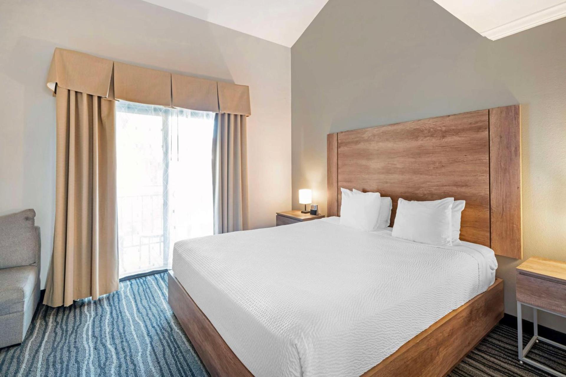 Best Western Posada Royale Hotel & Suites photo 22