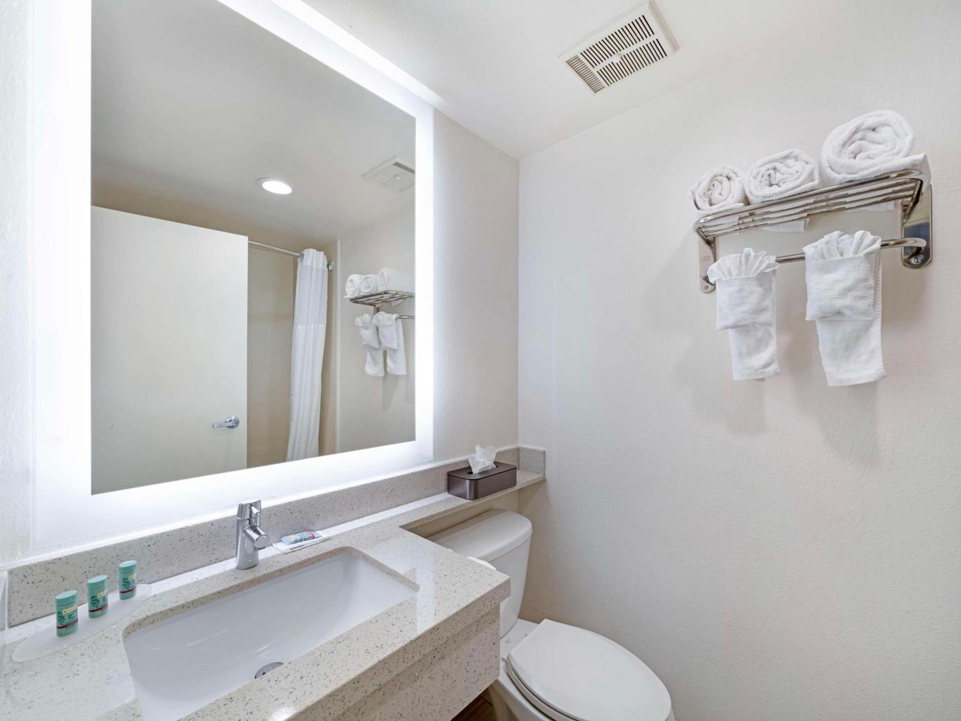 Best Western Posada Royale Hotel & Suites photo 24