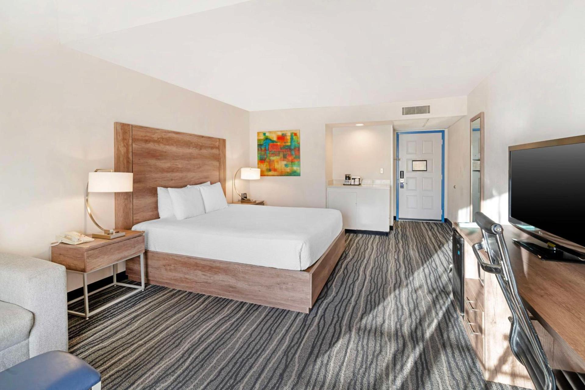 Best Western Posada Royale Hotel & Suites photo 26