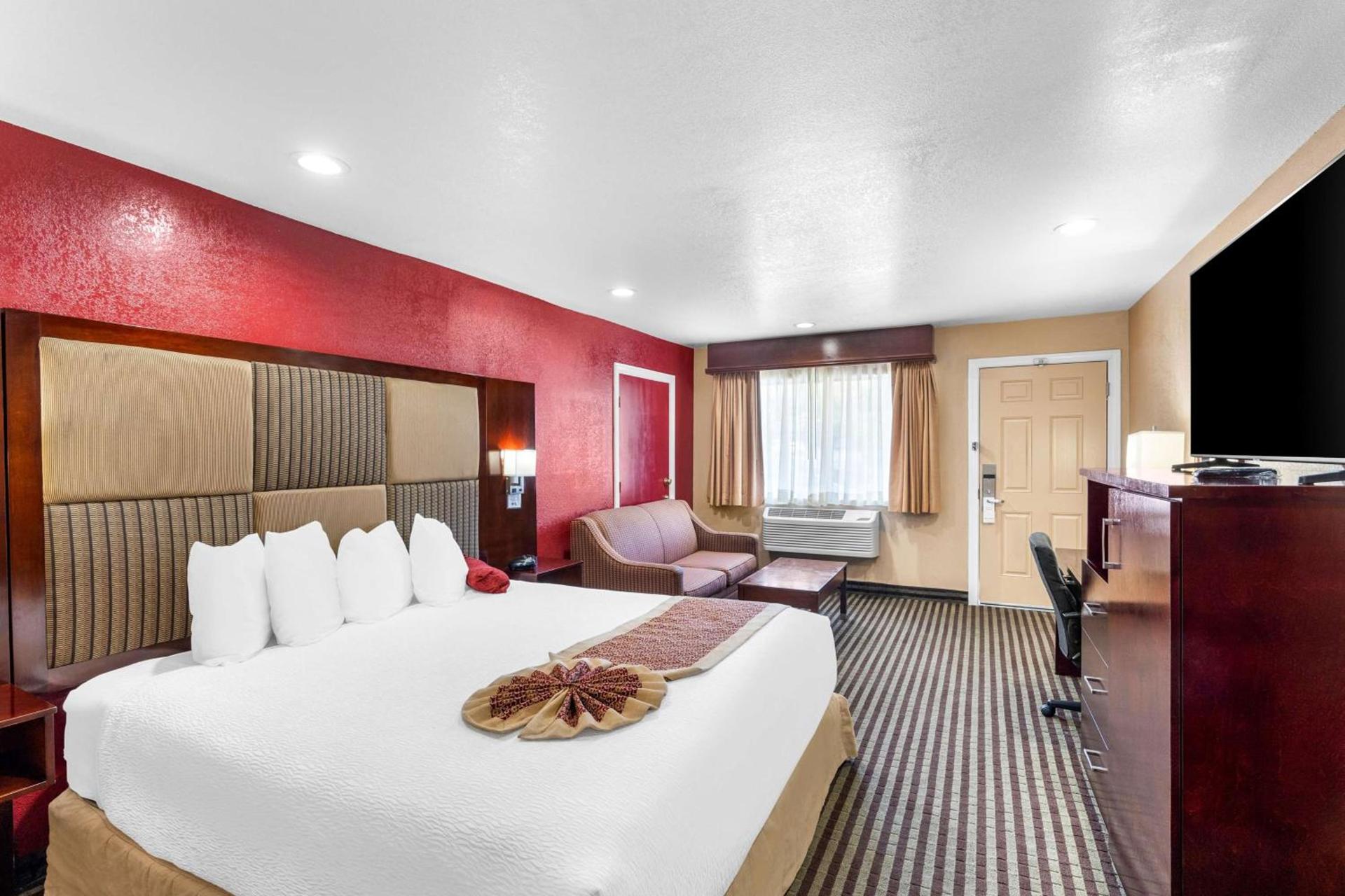 Best Western Plus Yosemite Way Station photo 28