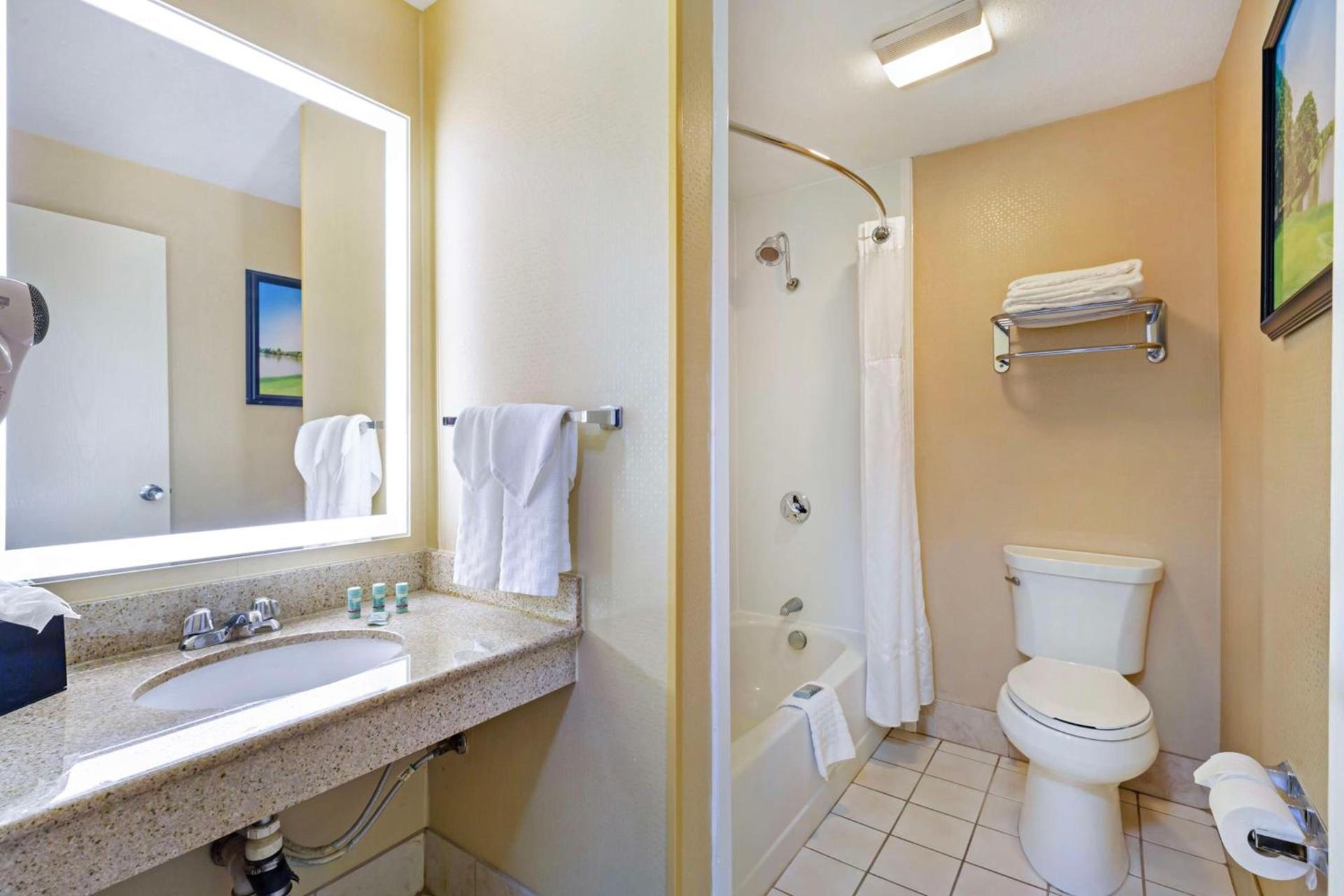 Best Western Rockland photo 13