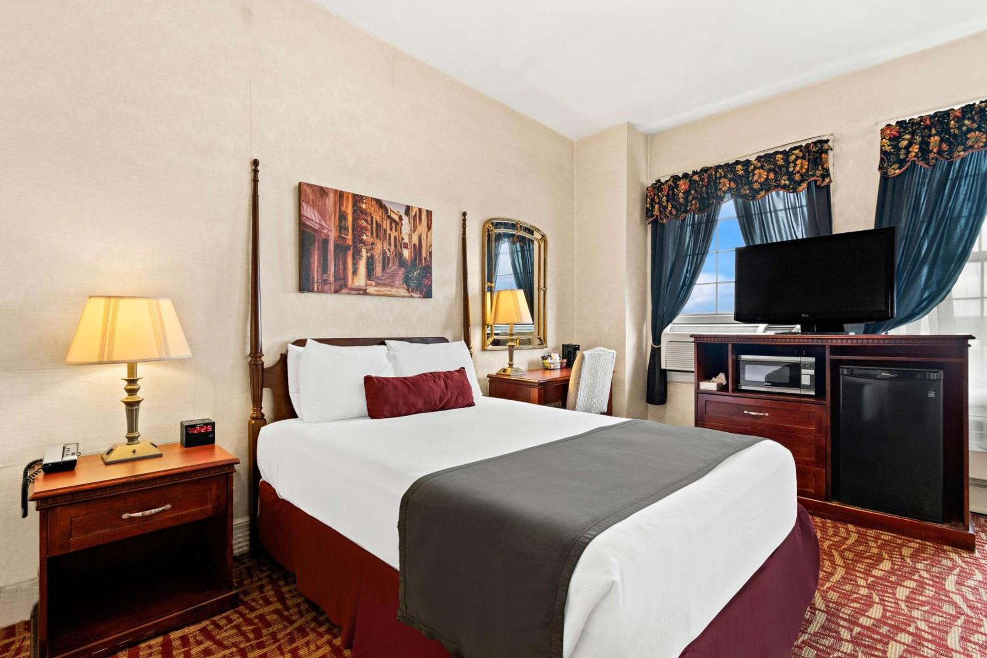 Genetti Hotel, SureStay Collection by Best Western photo 22