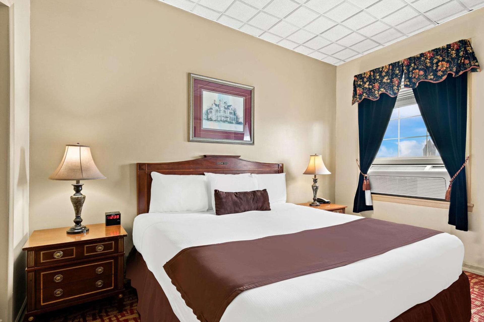 Genetti Hotel, SureStay Collection by Best Western photo 32