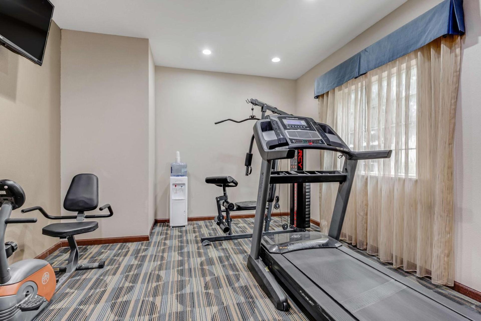 SureStay Plus Hotel by Best Western Owasso Tulsa North photo 17