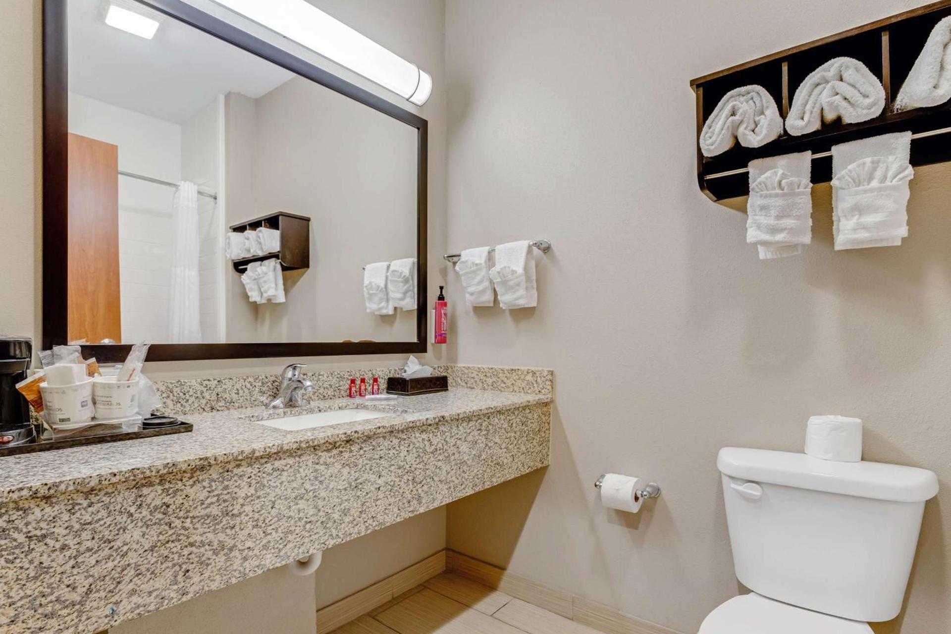 SureStay Plus Hotel by Best Western Owasso Tulsa North photo 25