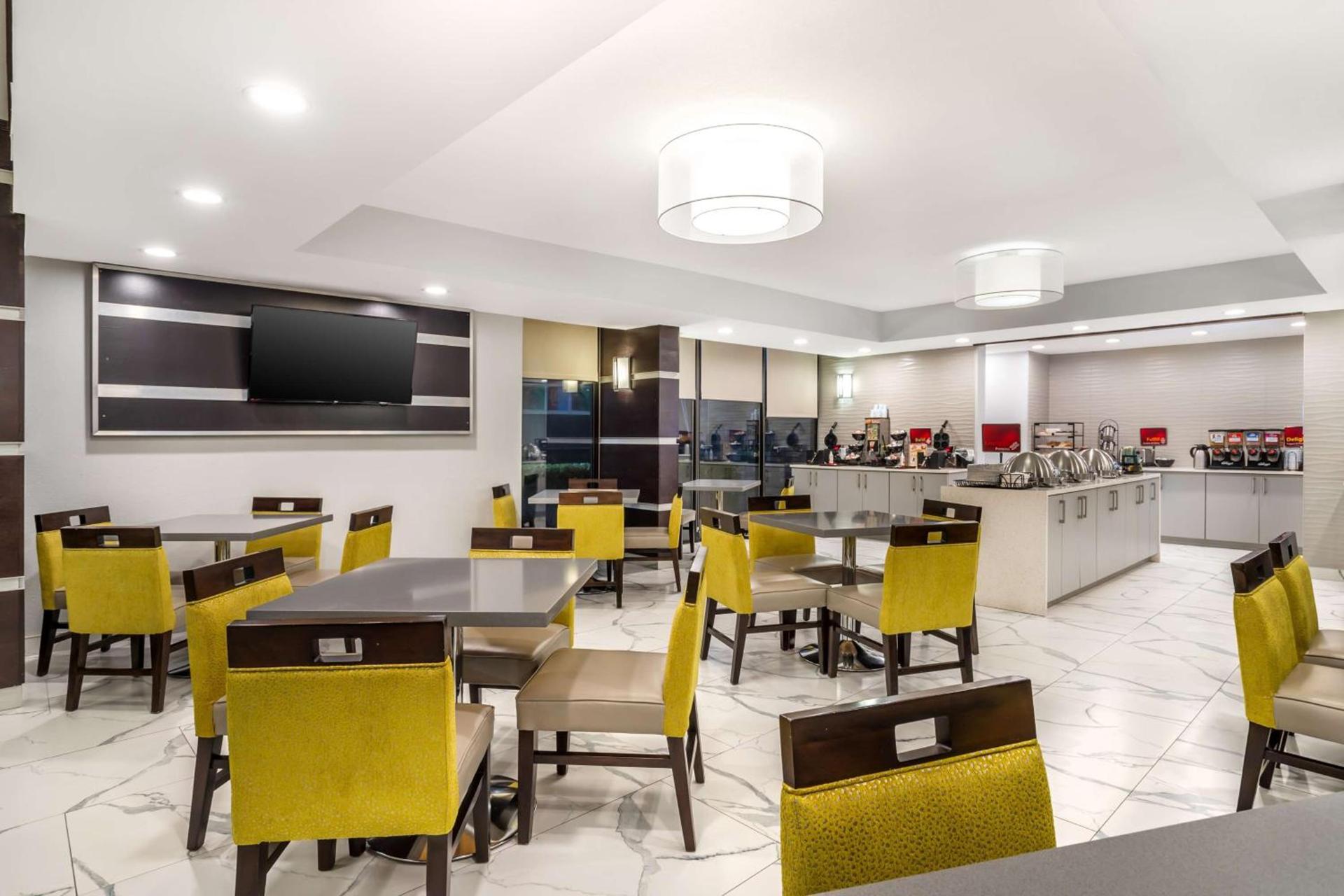 Best Western Plus Houston Energy Corridor photo 35