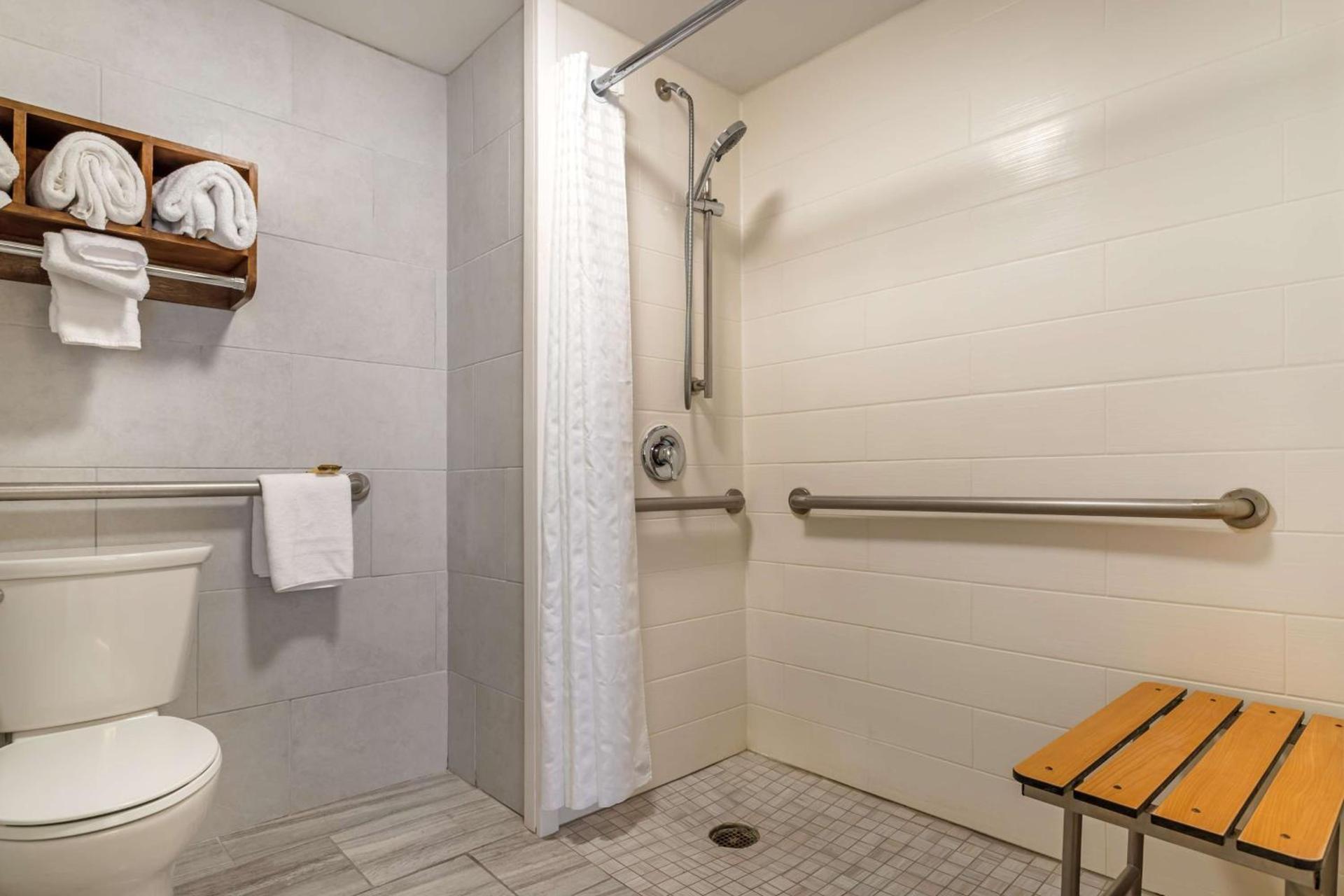 Best Western Plus Houston Energy Corridor photo 24