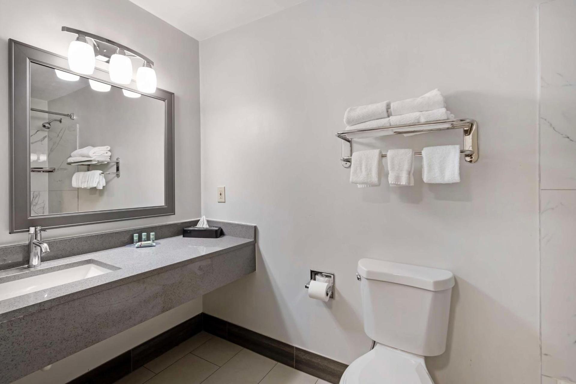 Best Western Morton Inn photo 19