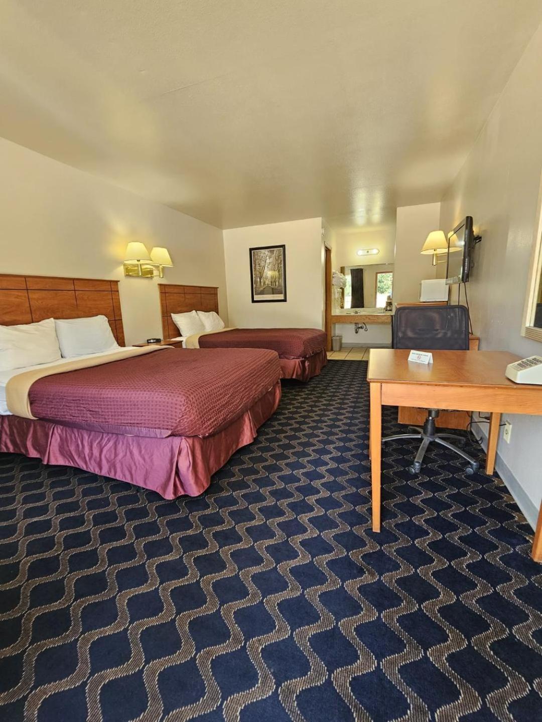 Boomtown Inn photo 17