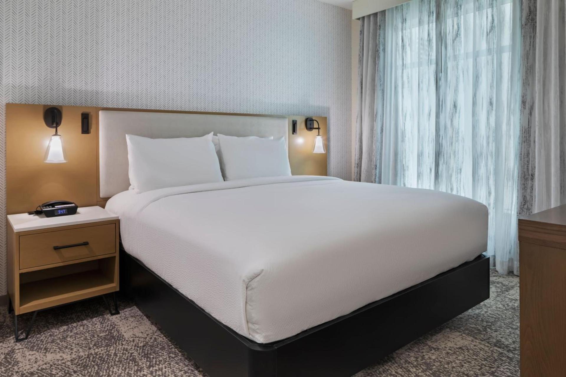 Residence Inn by Marriott Chatsworth photo 5