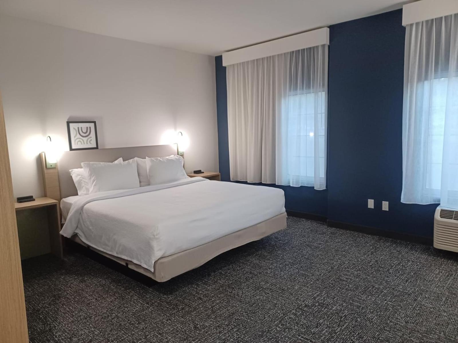 Spark By Hilton Redlands photo 2