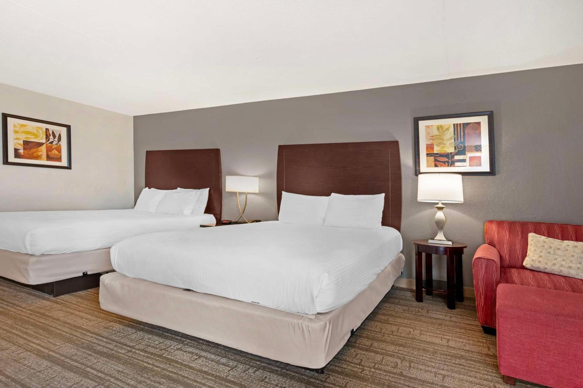 Best Western Ashbury Inn photo 9