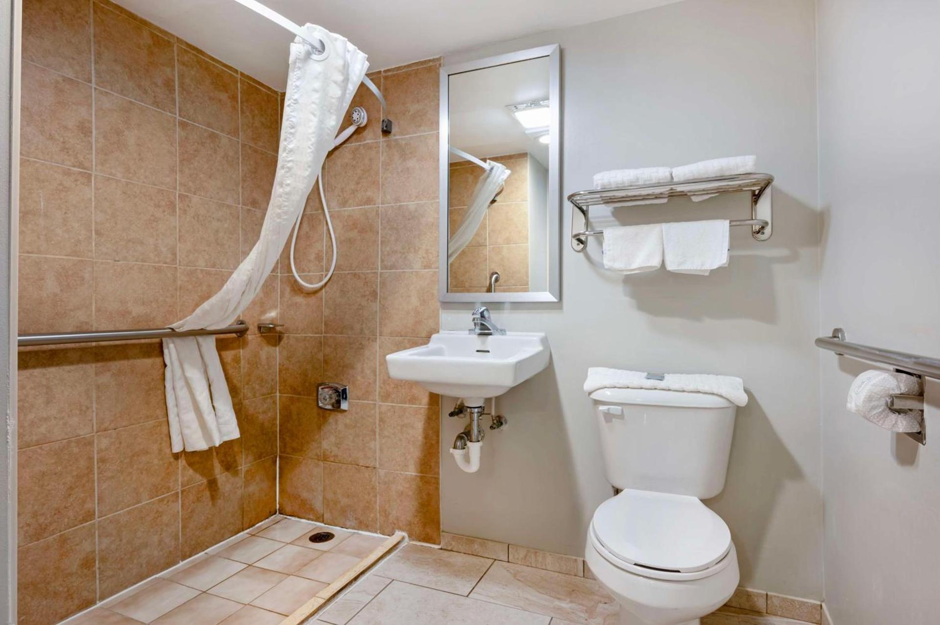 Best Western Ashbury Inn photo 20