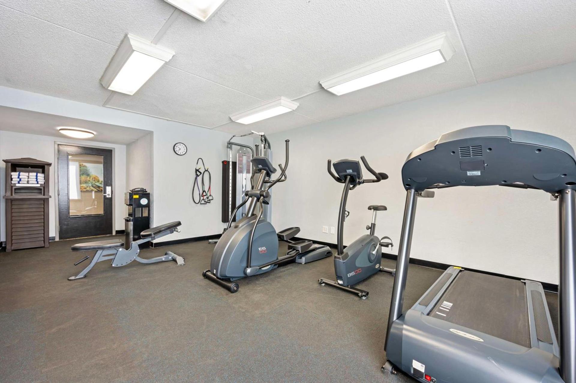 Best Western Ashbury Inn photo 28