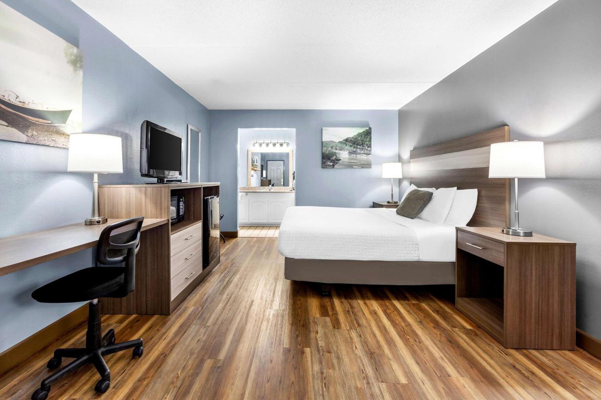 Quality Inn photo 10
