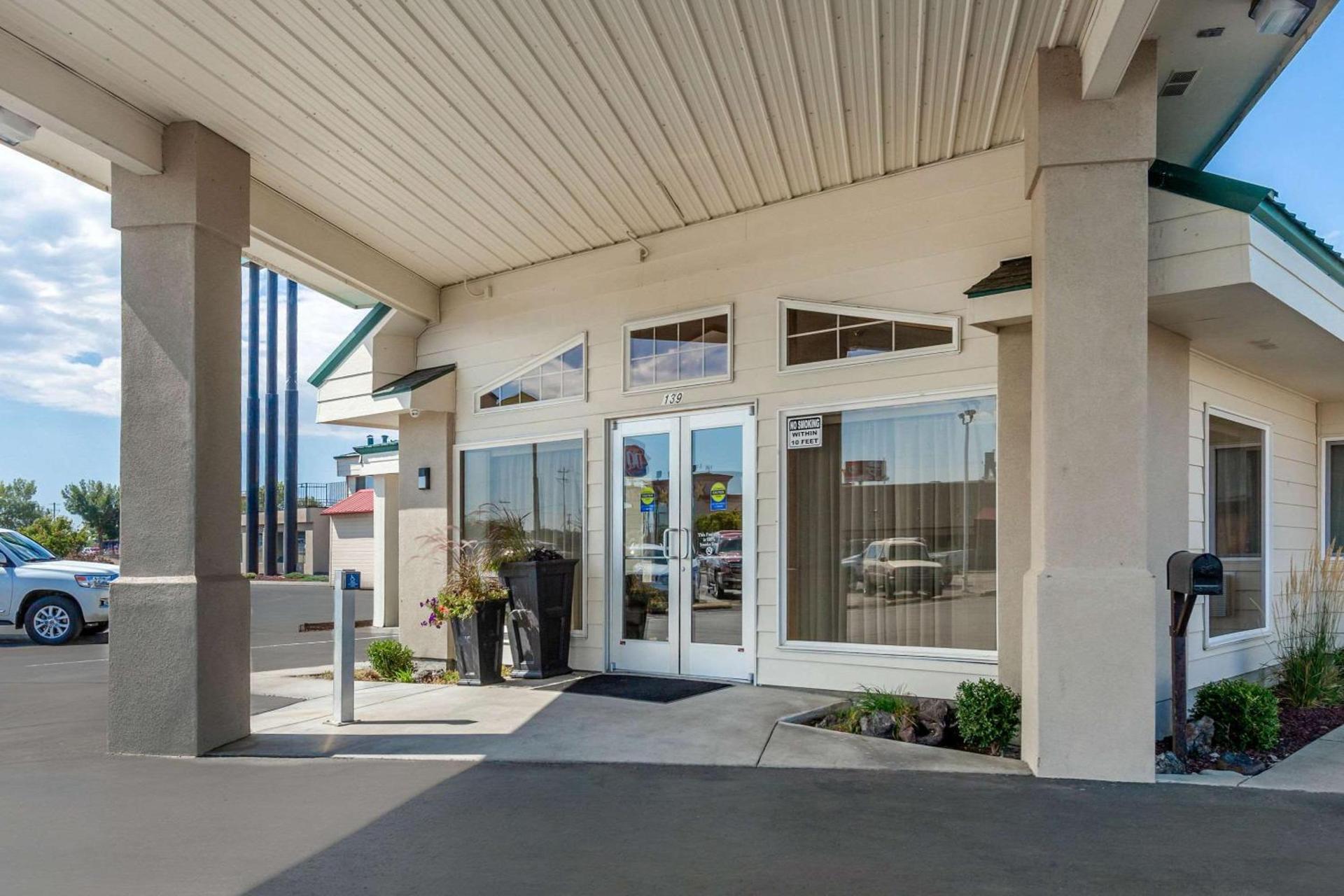 Quality Inn Ontario photo 3