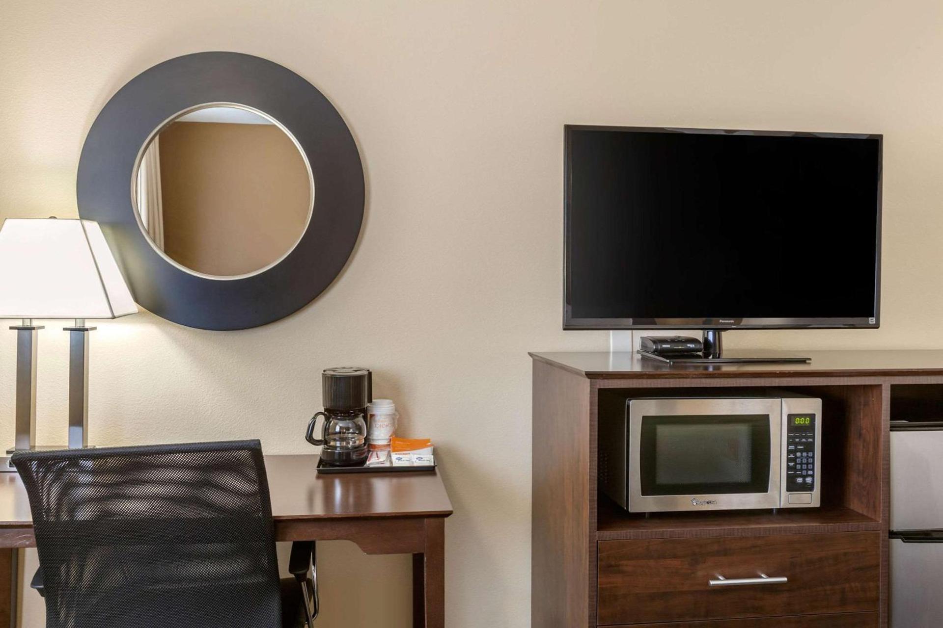 Quality Inn Ontario photo 13