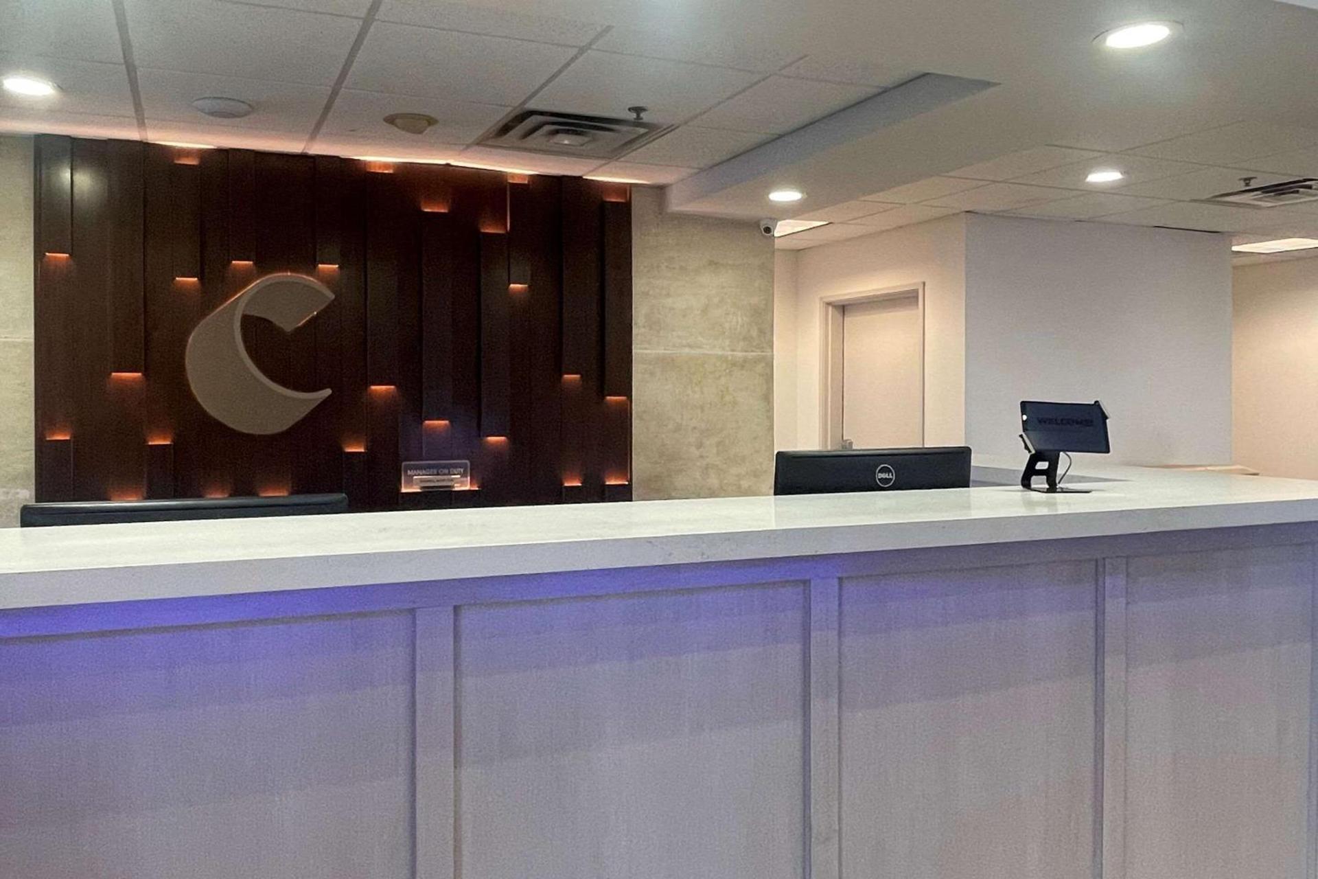Comfort Suites Austin Airport photo 5
