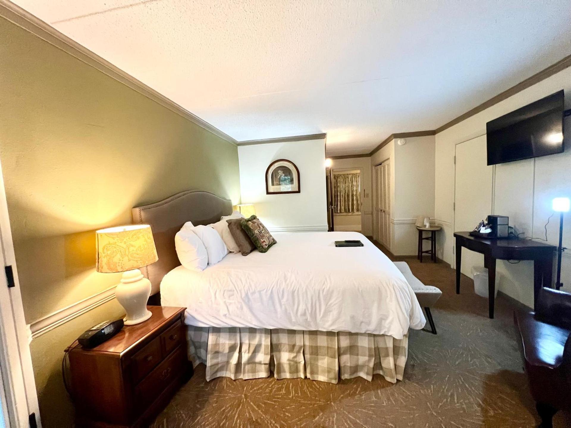 Highlands Inn photo 21