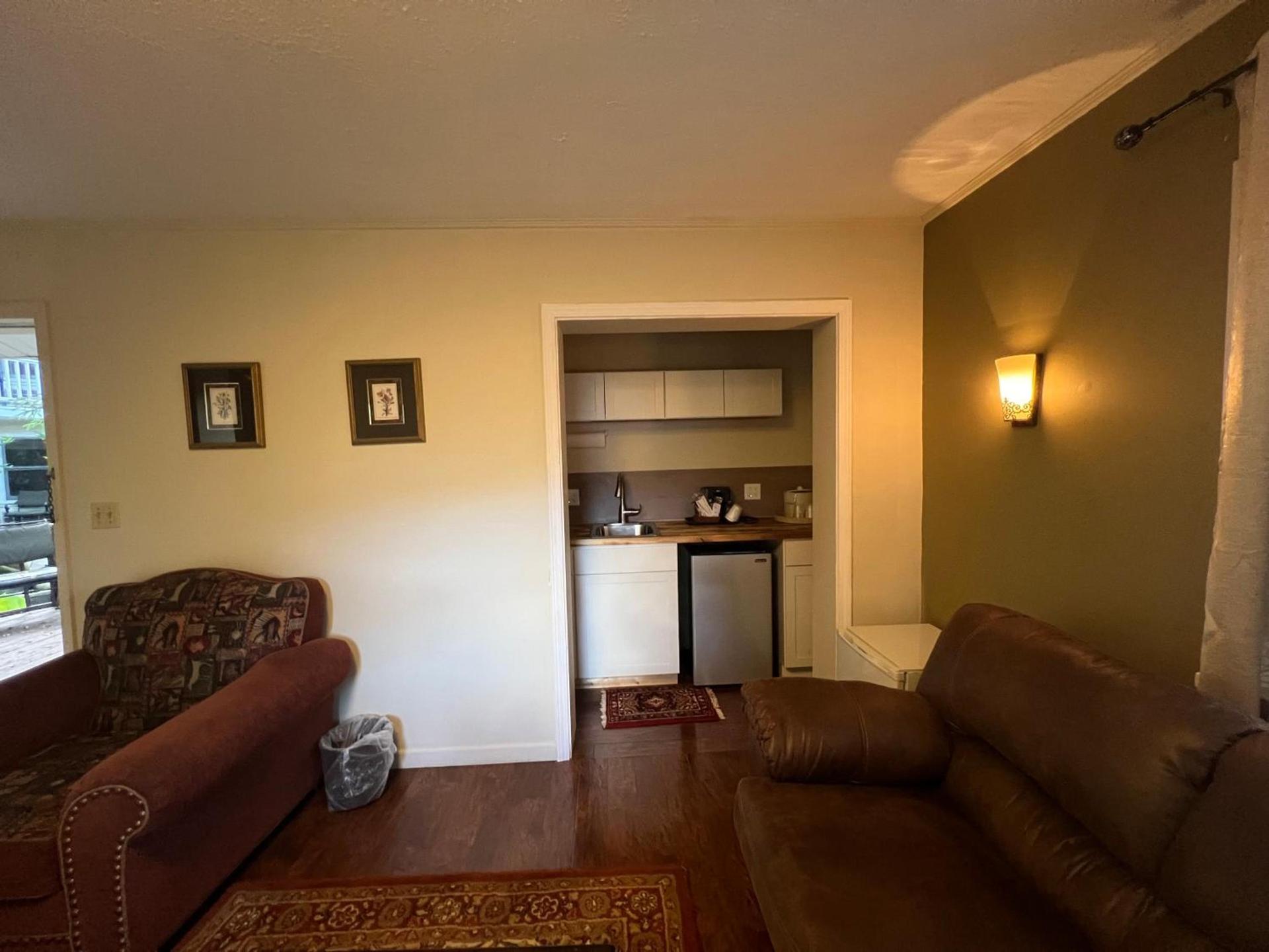 Highlands Inn photo 6