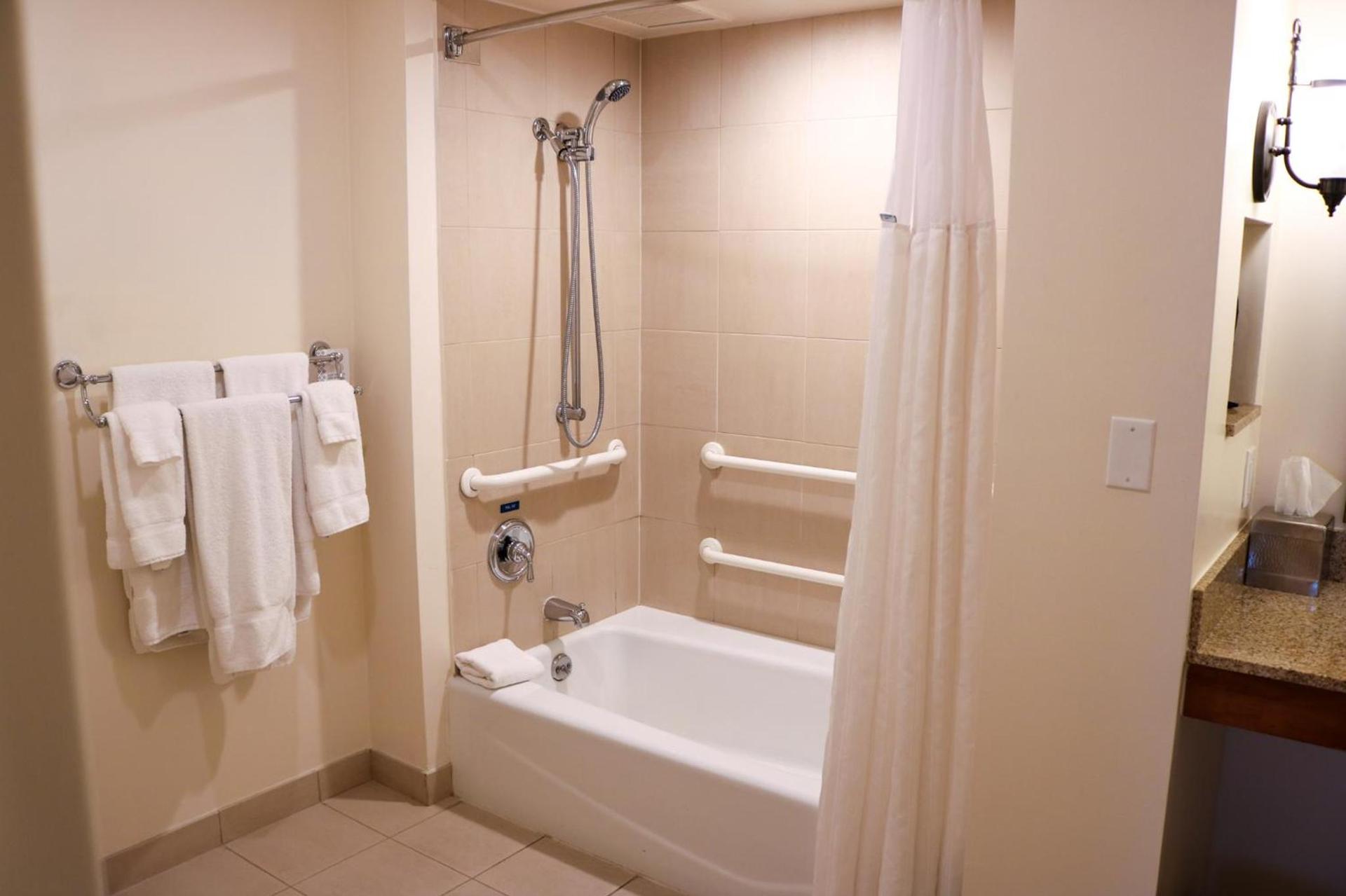 The Antlers, a Wyndham Hotel photo 65