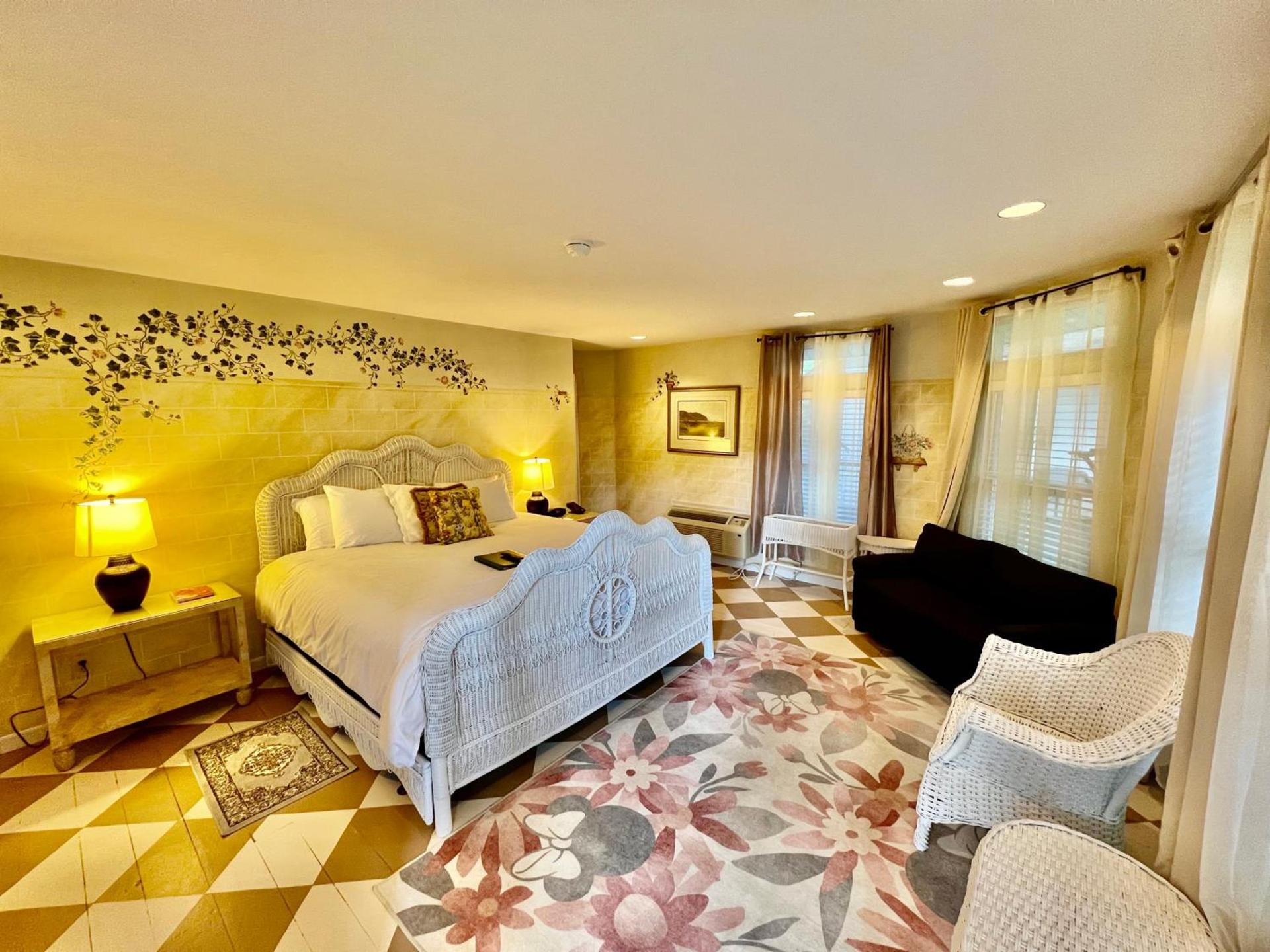 Highlands Inn photo 10