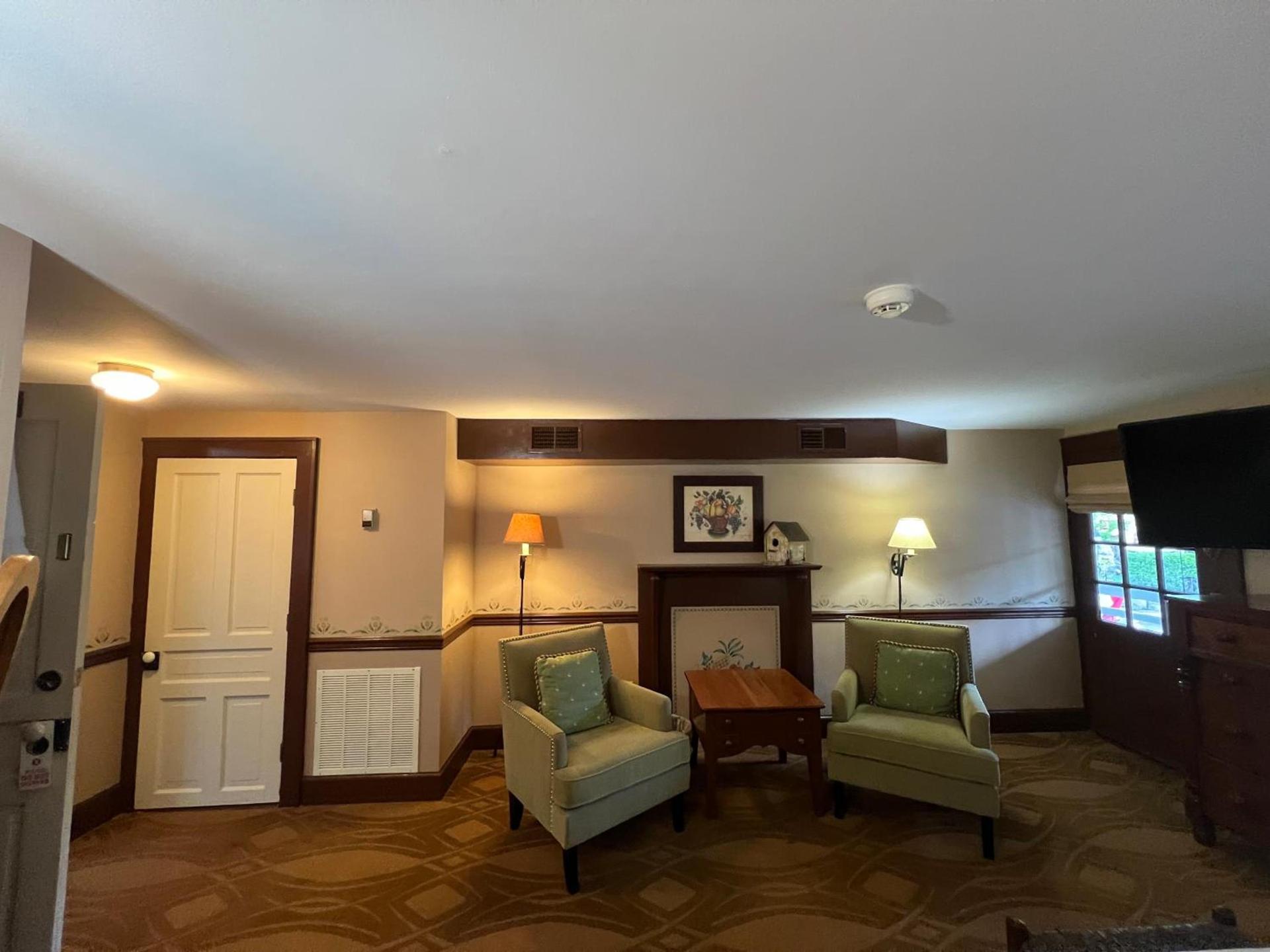 Highlands Inn photo 3