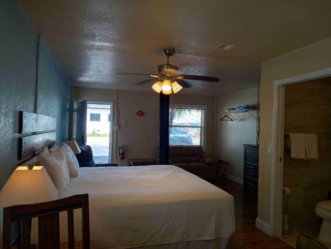 Knight's Key Suites photo 17