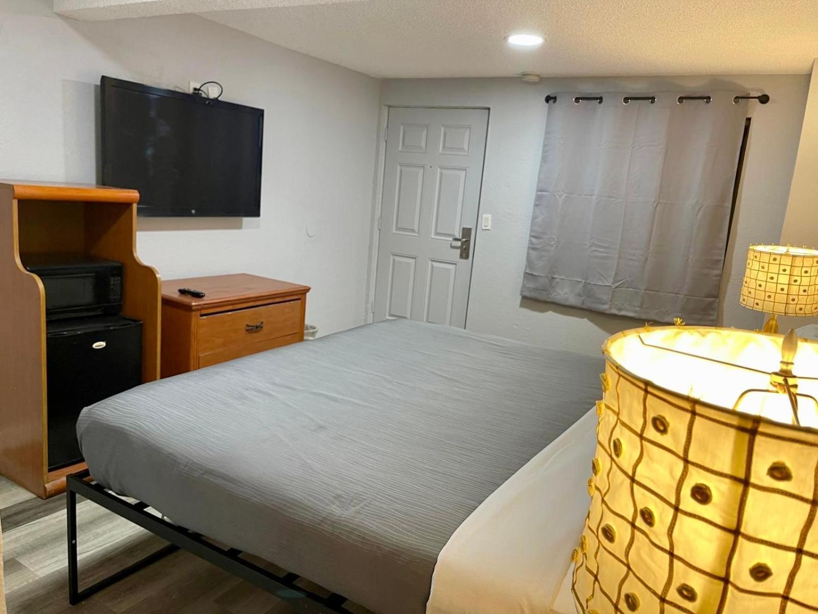 The L Motel Downtown/NAU Conference Center photo 10