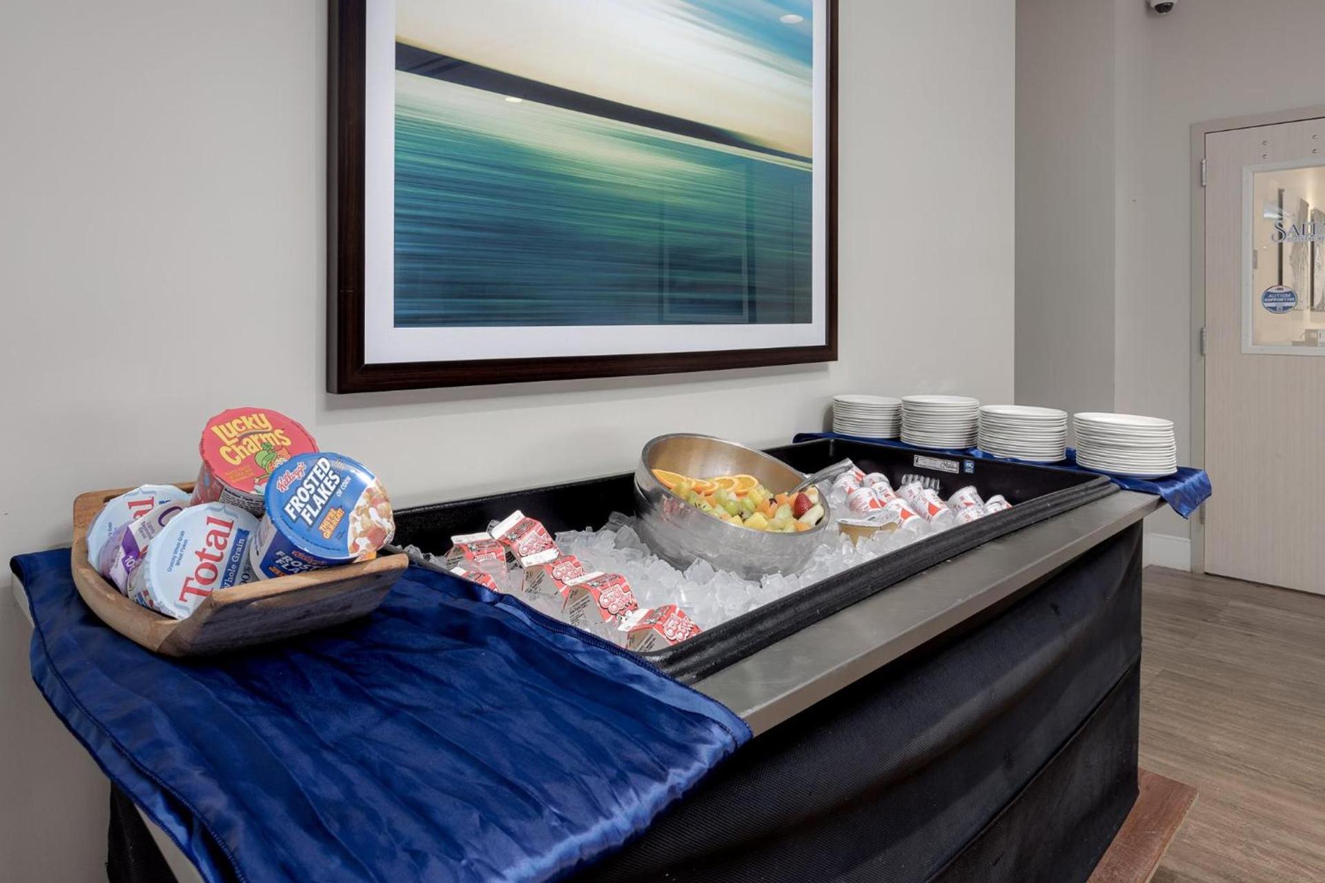 Holiday Inn Resort Oceanfront at Surfside Beach by IHG photo 60