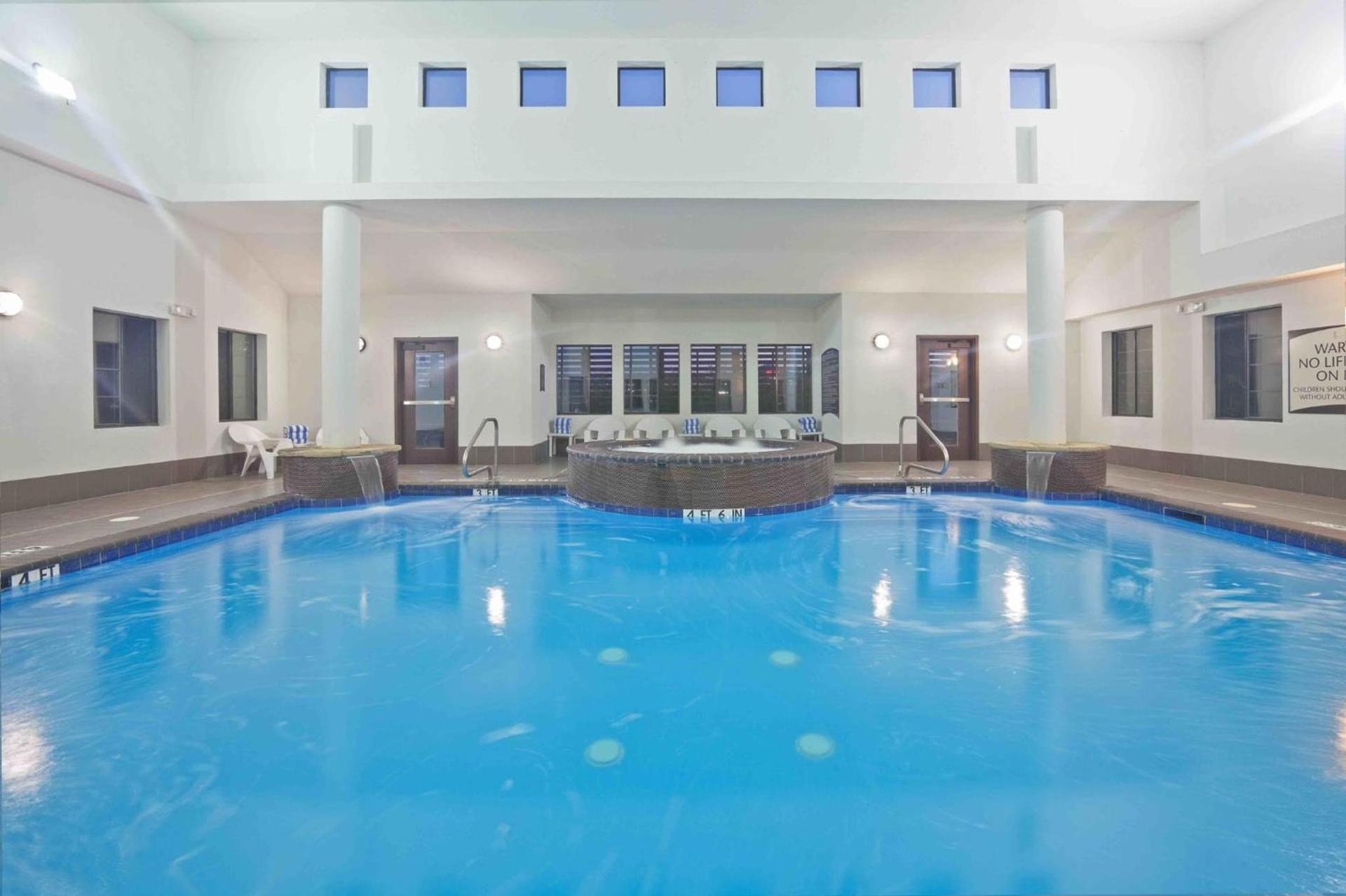 Staybridge Suites Plano - Richardson Area by IHG photo 2