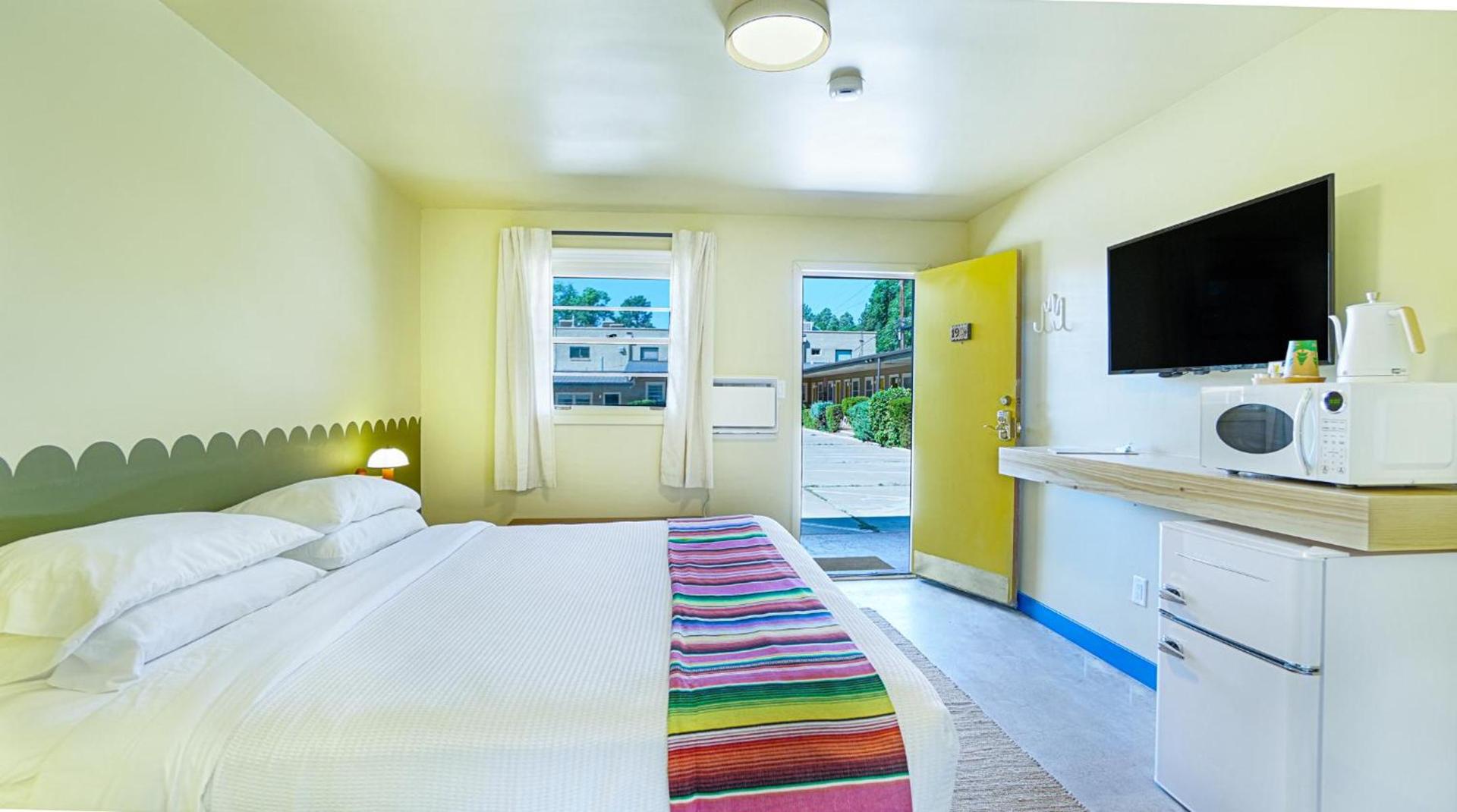 The Siesta Motel photo 20