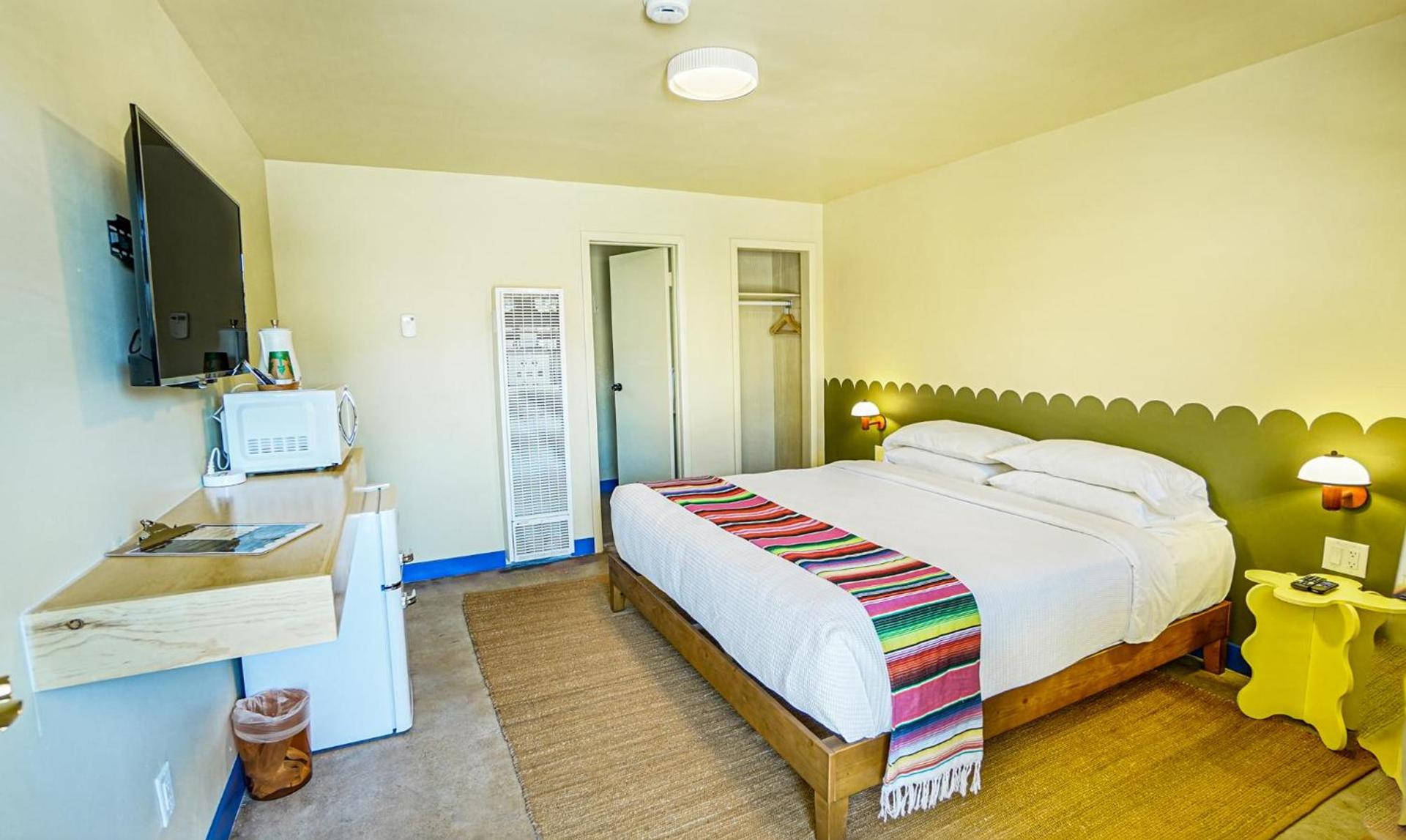 The Siesta Motel photo 13