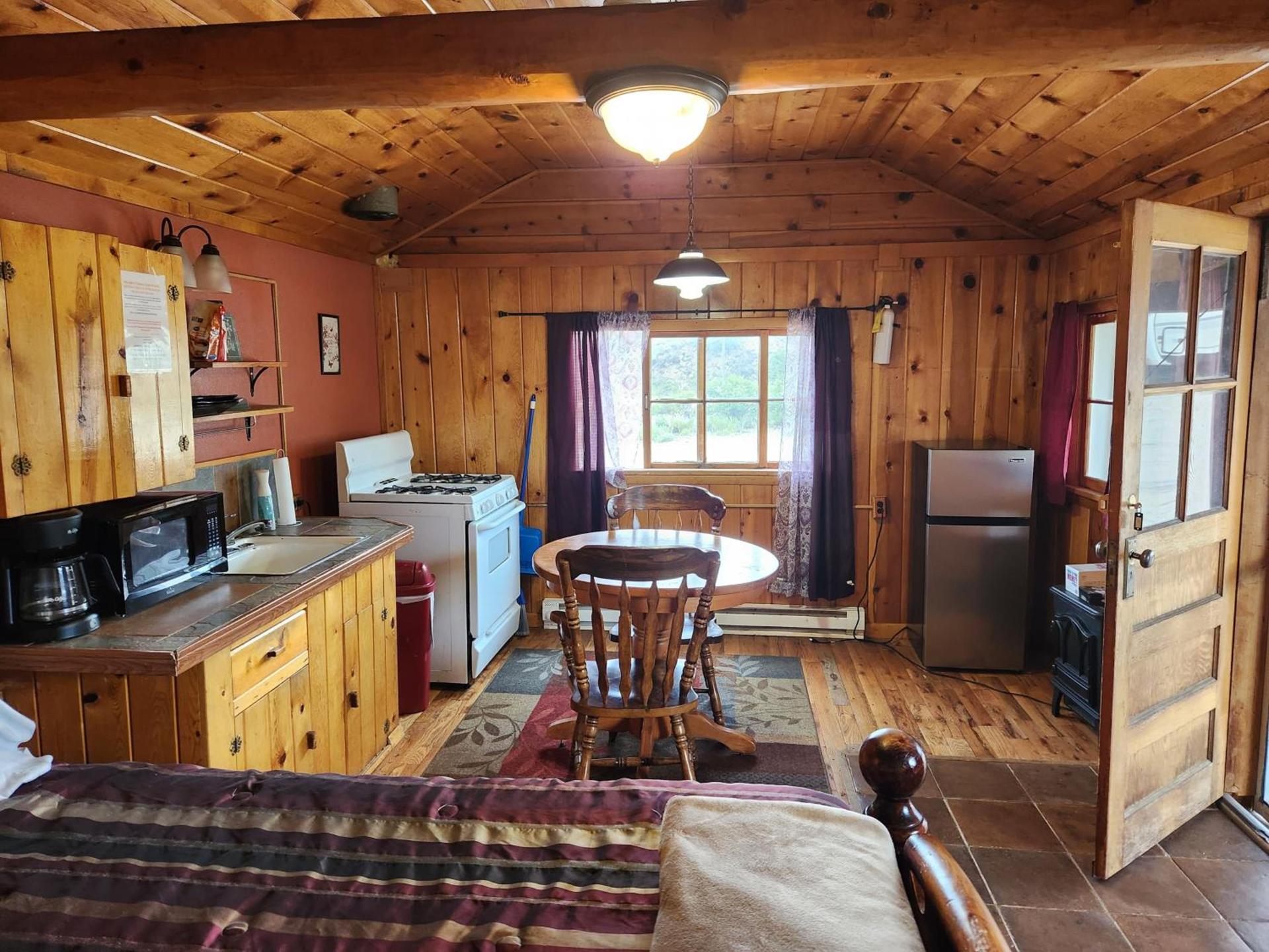 Winmar Cabins photo 6