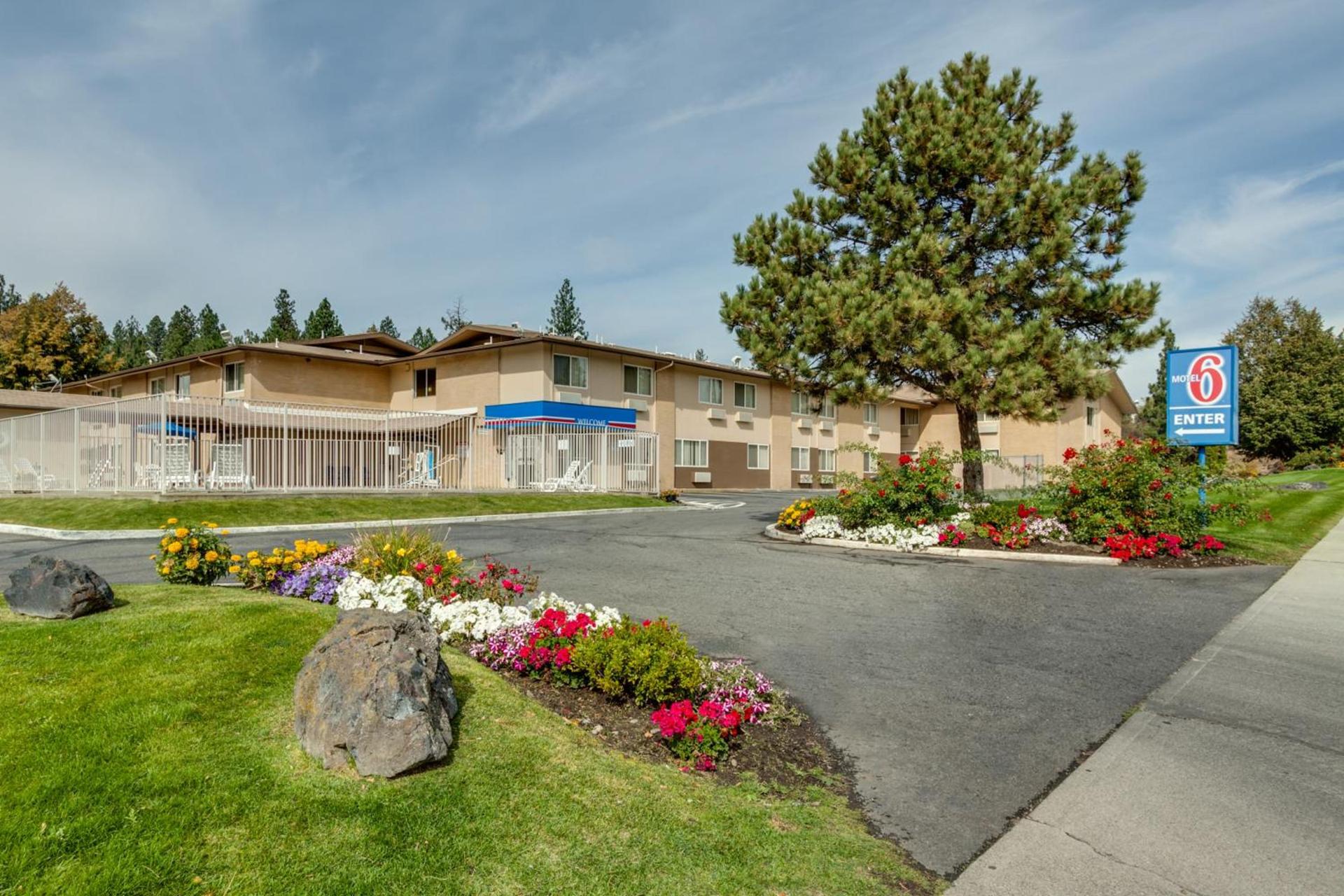 Motel 6-Spokane, WA - West photo 2