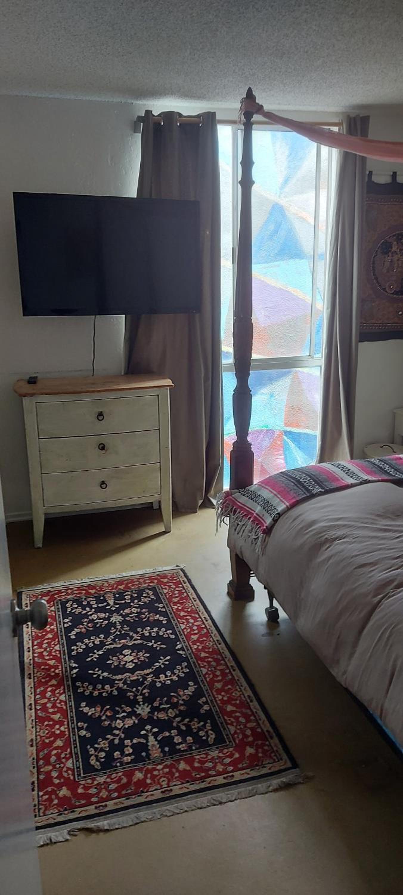 Ocean Front Vortex Female Hostel private rooms Free bikes photo 18