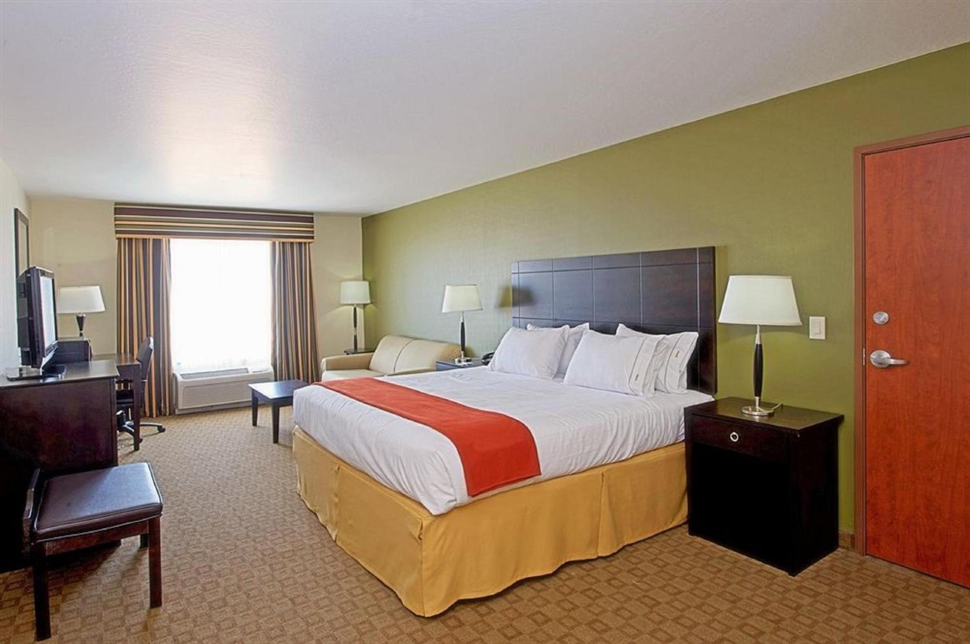 GreenTree Inn and Suites Florence, AZ photo 20