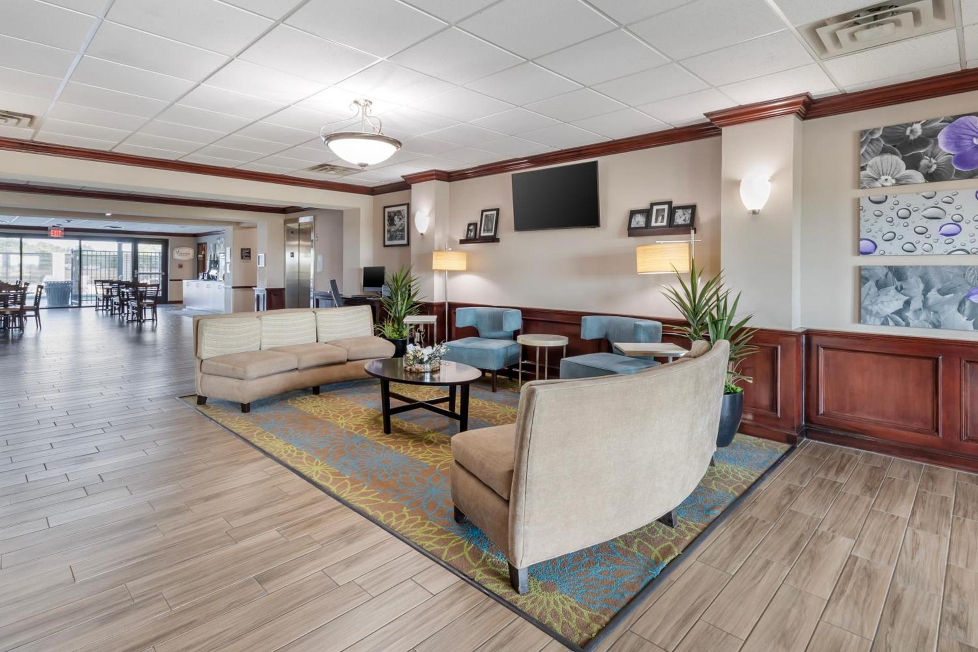 Garner Hotel Norman - University Area by IHG photo 42