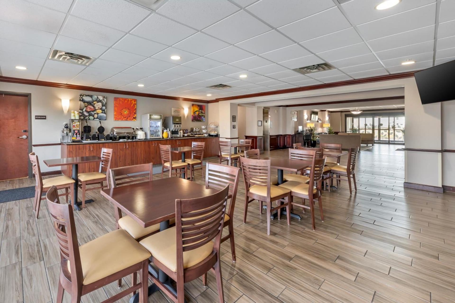 Garner Hotel Norman - University Area by IHG photo 48
