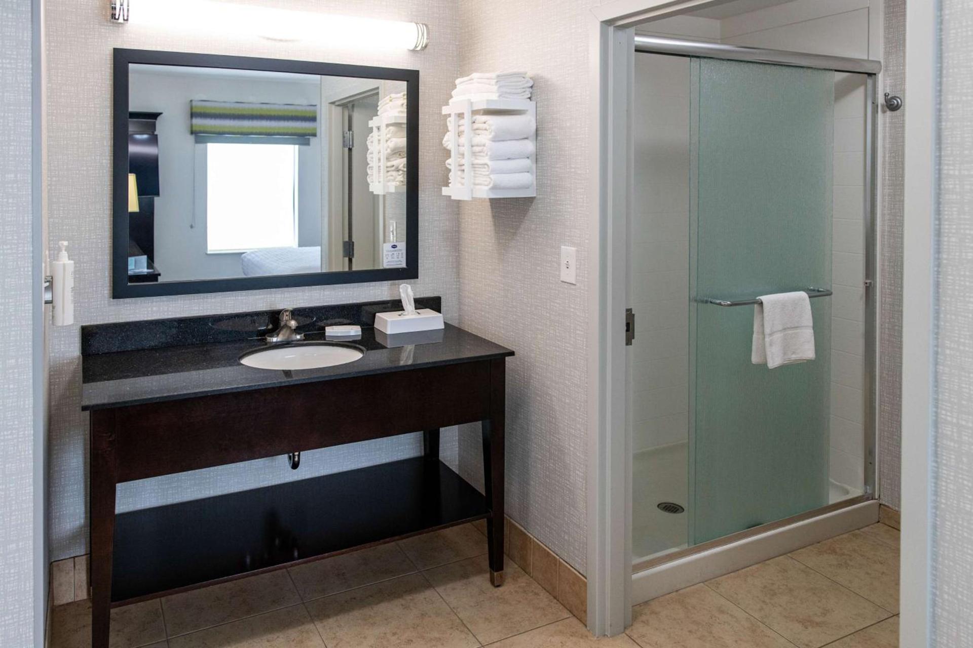 Hampton Inn & Suites Effingham photo 45