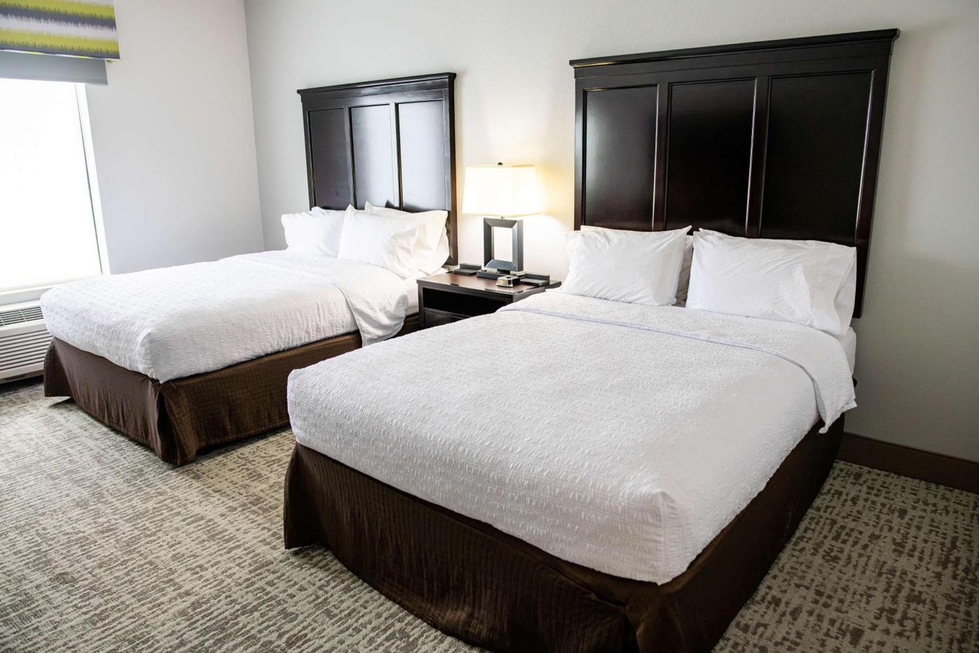 Hampton Inn & Suites Effingham photo 44