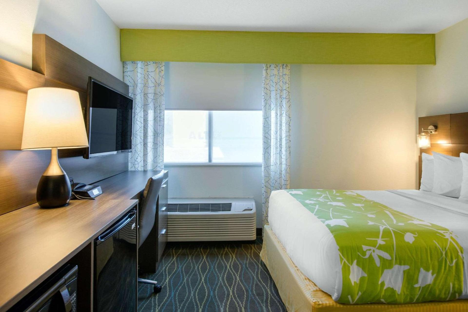 Radisson Hotel Grand Rapids Riverfront photo 22