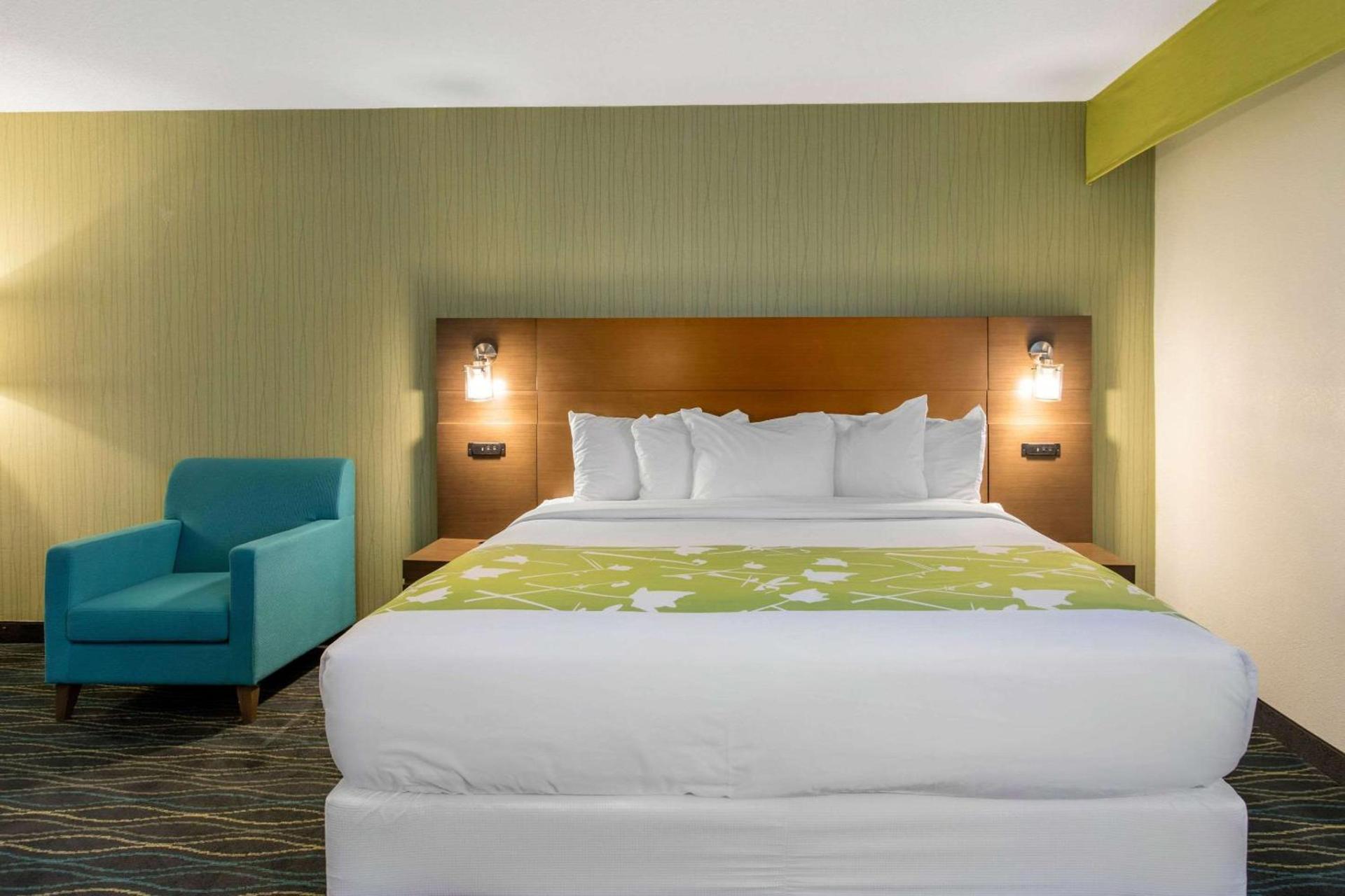 Radisson Hotel Grand Rapids Riverfront photo 36